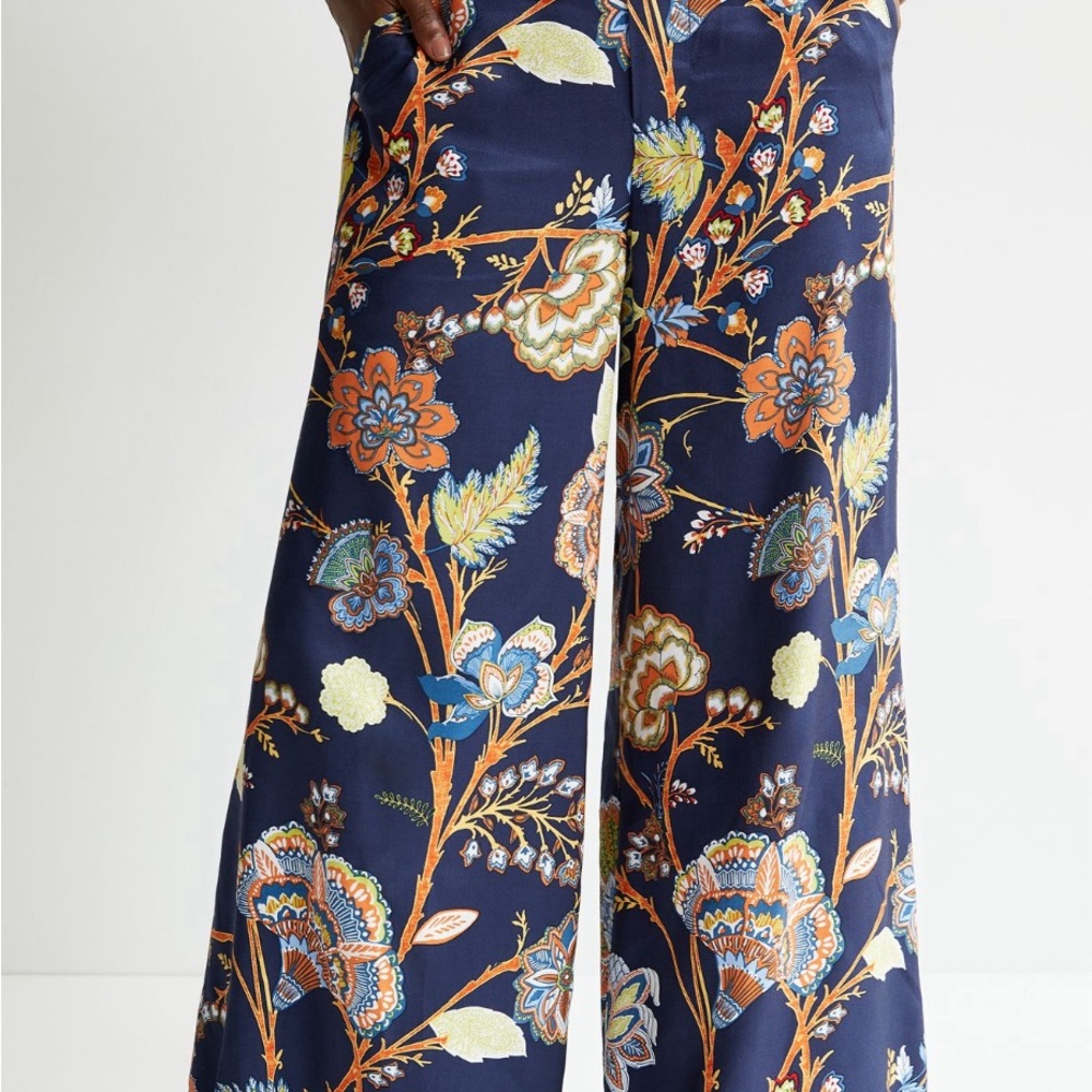EUC Maeve sunshine wide leg pant missing button